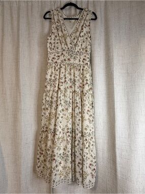 Max Studio Cream Floral Tiered V-Neck Maxi Dress